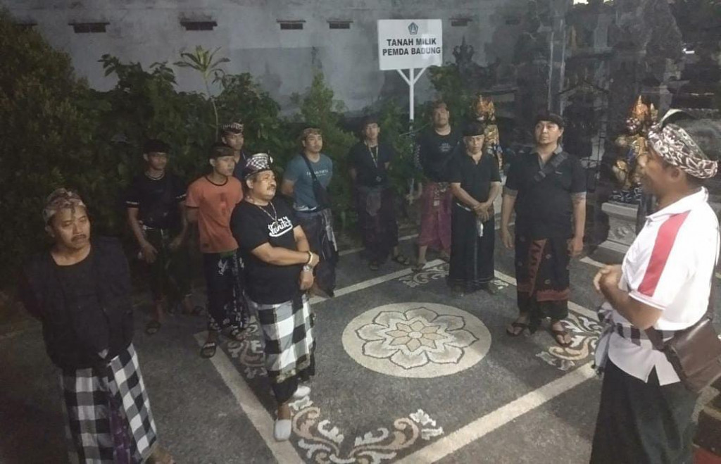 Pelaksanaan Pendataan Penduduk Non Permanen di Banjar Taman Tirta